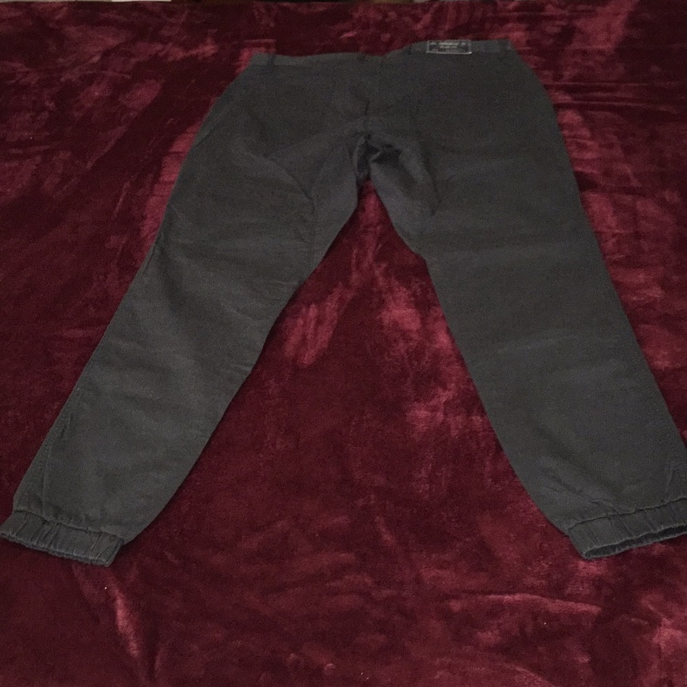 Men’s blue slim fit jogger pants